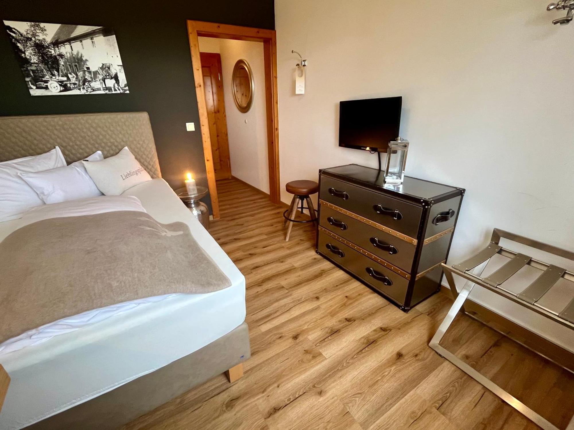 Landhotel Lindenhof Фоэнштраус Экстерьер фото